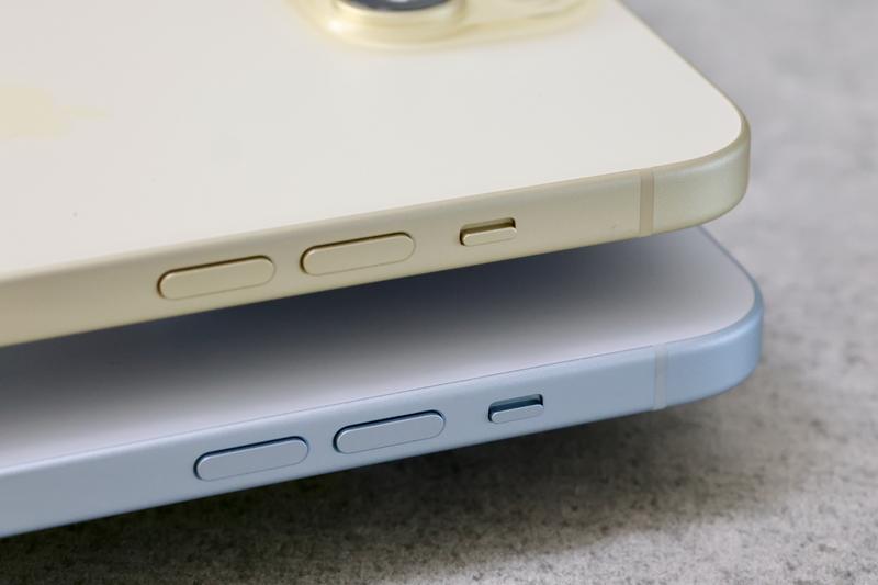 iPhone 15シリーズ、開封。手になじむチタンに萌えちぎる