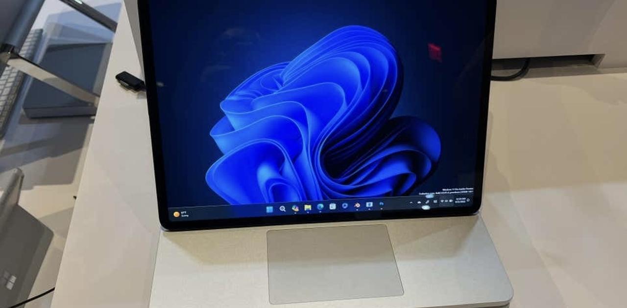 Microsoft Surfaceの新モデル2機種。写真を大量に撮ったから360度よーく見て！