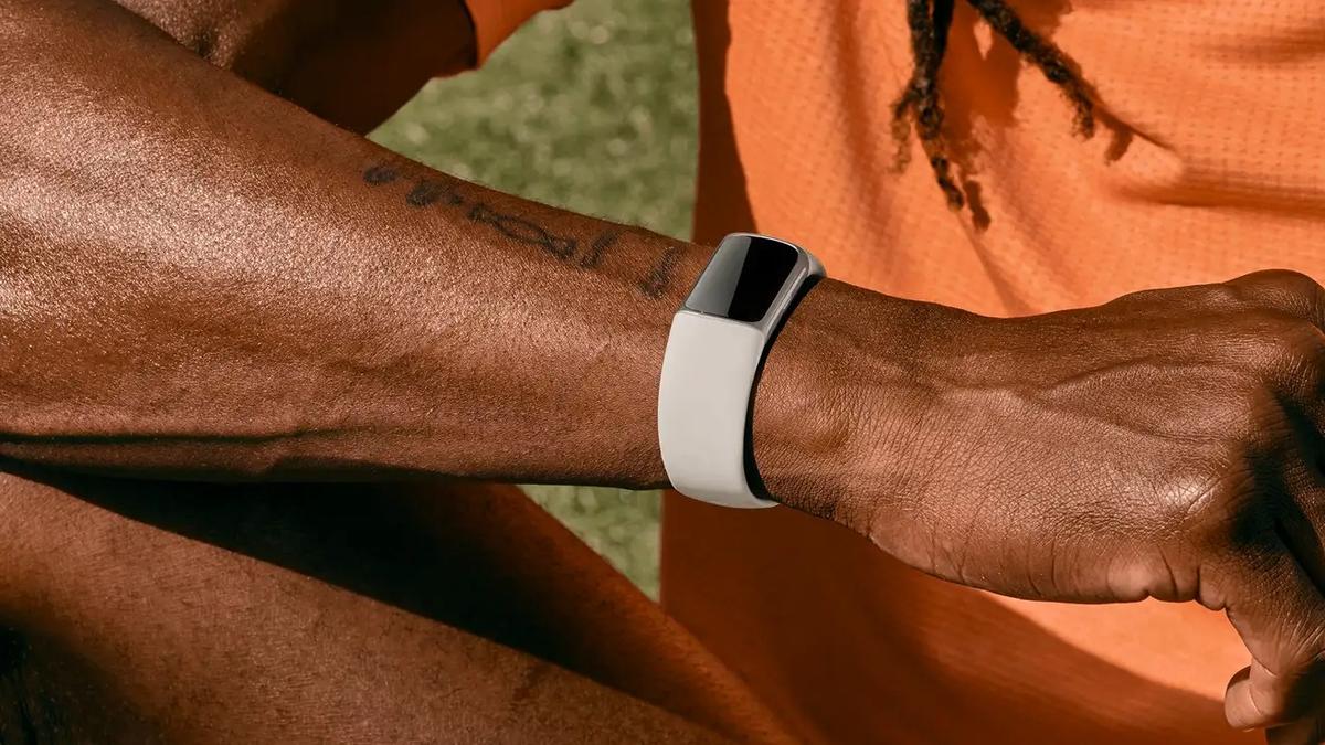 Fitbit Charge 6予約開始。すっかりGoogle色に染まった優秀な健康 