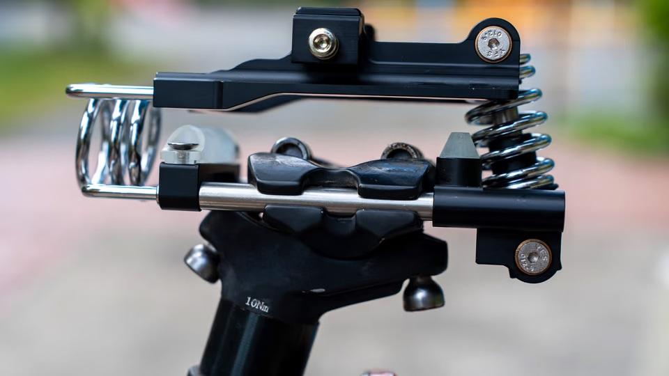 お尻の痛み、もう悩まない！ 「Air Seat」で硬い自転車サドルや段差