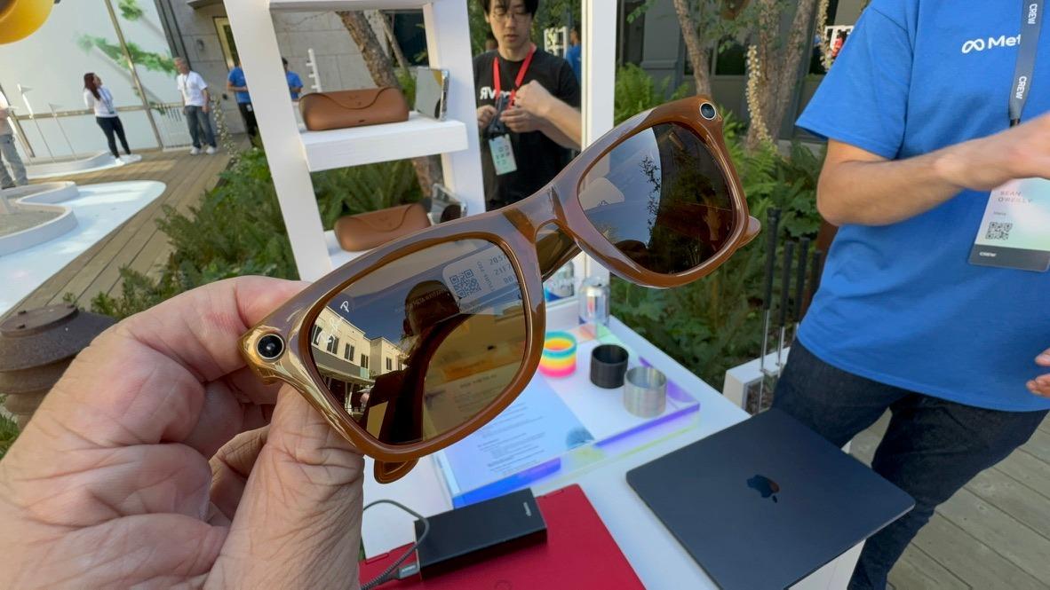 メガネとしてもガジェットとしても完成度高い。Ray-ban Metaスマートグラス | ギズモード・ジャパン