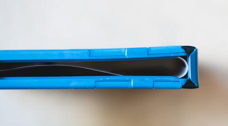 A4書類に折り目をつけずに持ち運び。メモも取れちゃう必需品