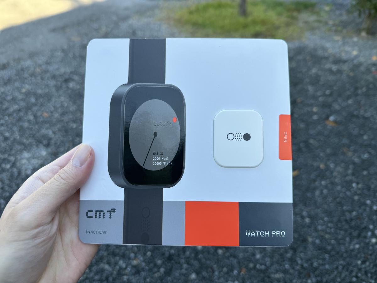約1万円のクールなスマートウォッチ。CMF Watch Proは箱もイイ 