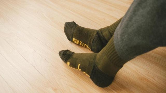 9_gutsman_socks11-2