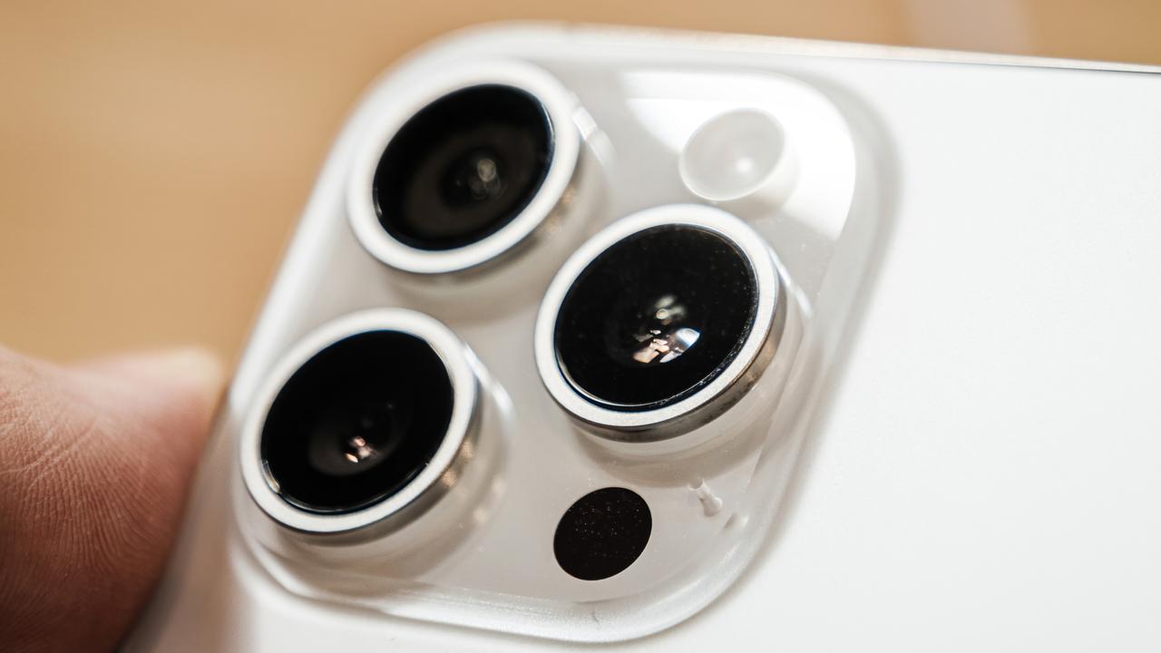 iPhone 15 Proの望遠カメラのオートフォーカスが改善されそう