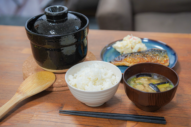 毎日美味しい食事を。本格料亭の味を自宅に。 酔月鍋 作家品土鍋