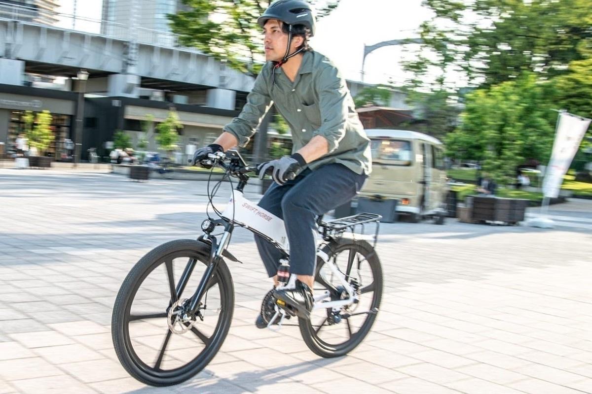 折り畳んで車載できる。電動マウンテンバイクのプロジェクトが終了間近
