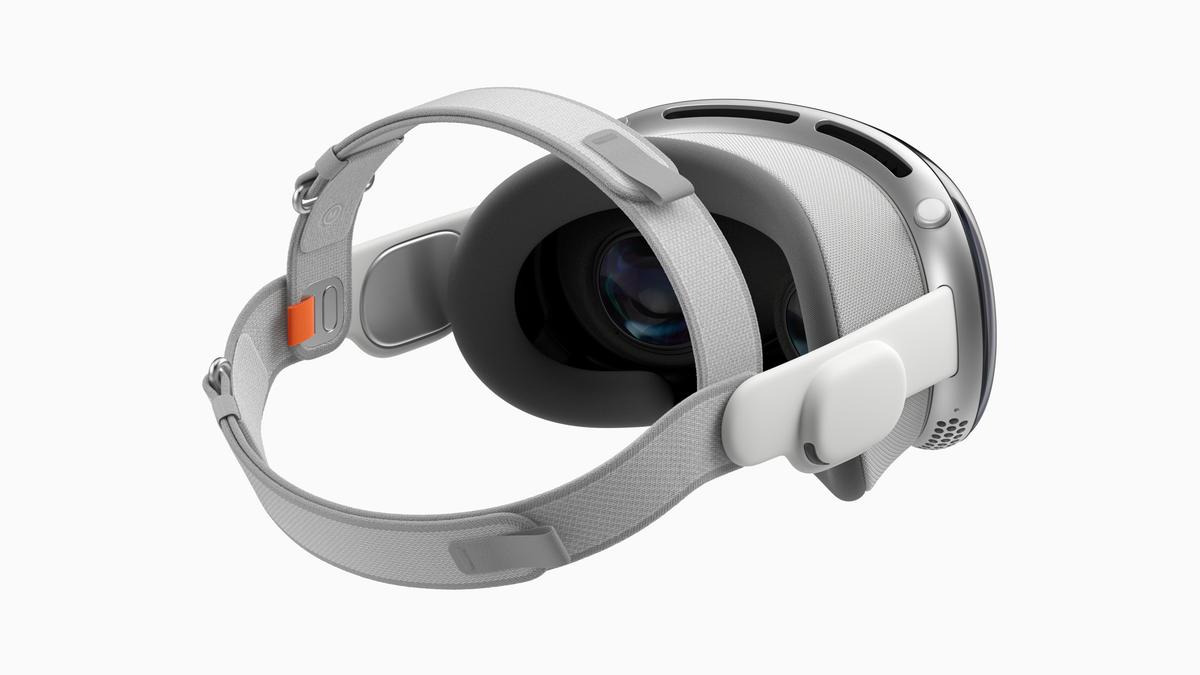 Apple Vision Pro、高価なだけに付属品も充実してた | ギズモード 