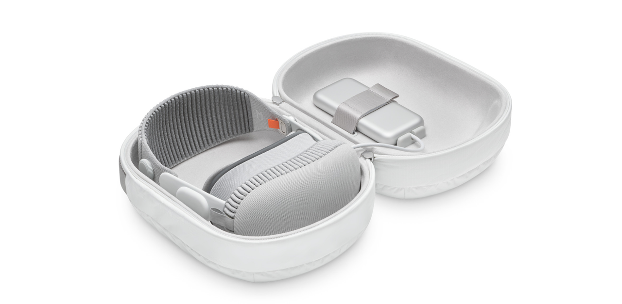 Apple Vision Pro 256GB + 追加バッテリーパック Apple Vision Pro専用