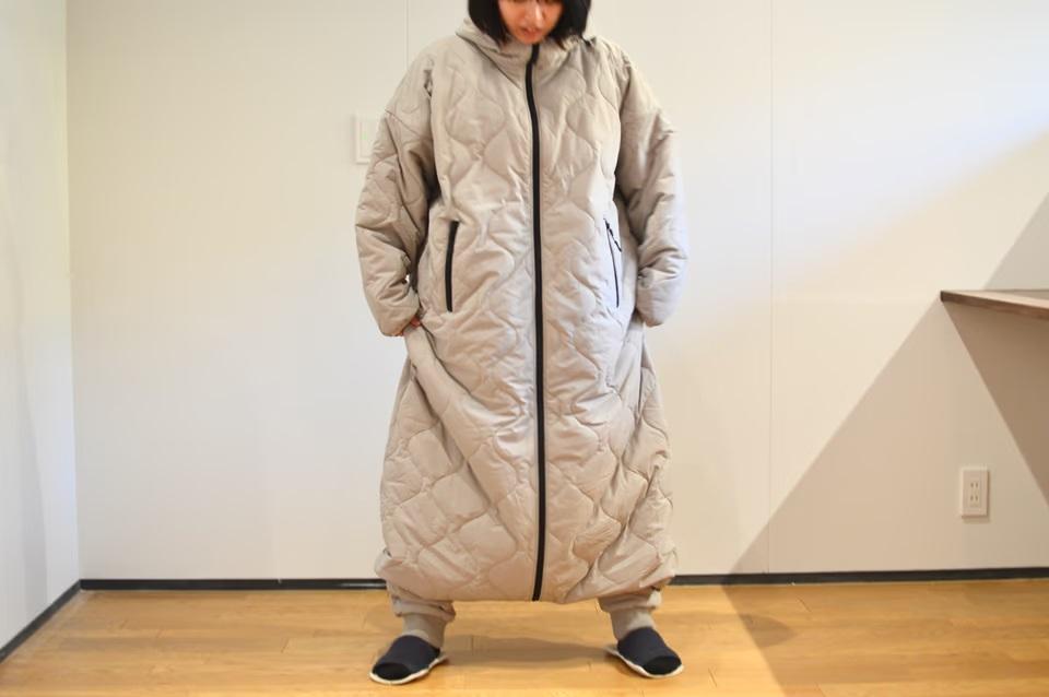 新品未使用　新作　着る寝袋　モモンガ　第4段　XL 未来の暖房服】着てすぐぽっかぽか！伝統的なトラッド柄が新登場