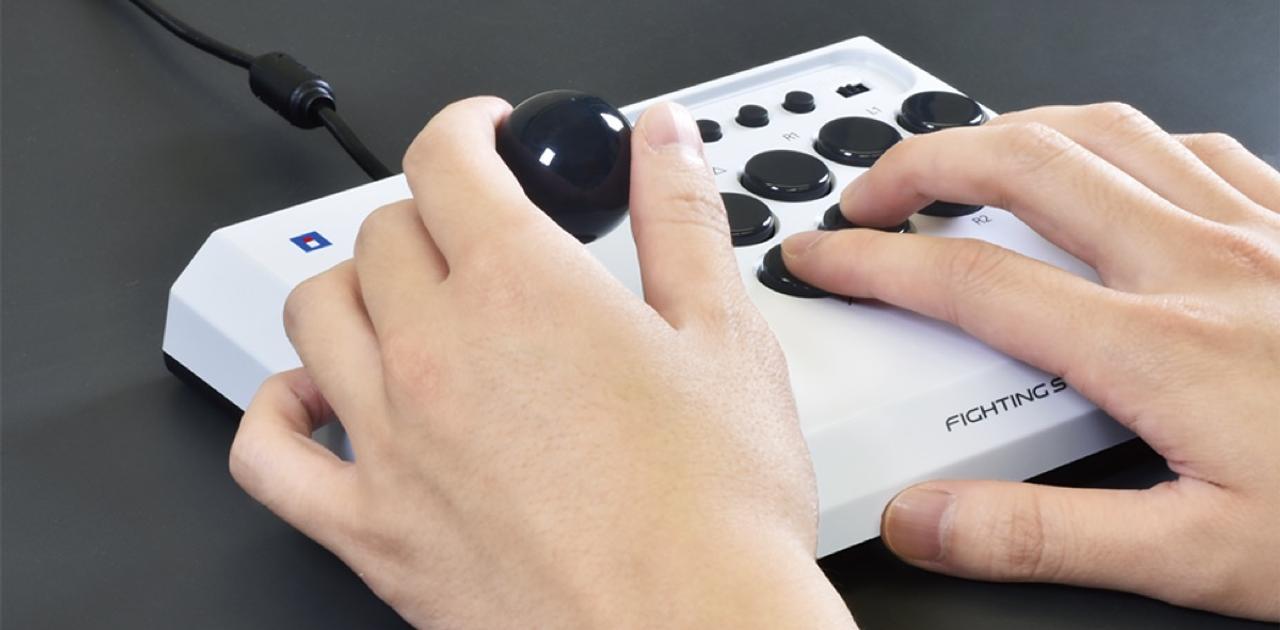 最安値 HORI Fighting stick アケコン（アーケードスティックのお話 