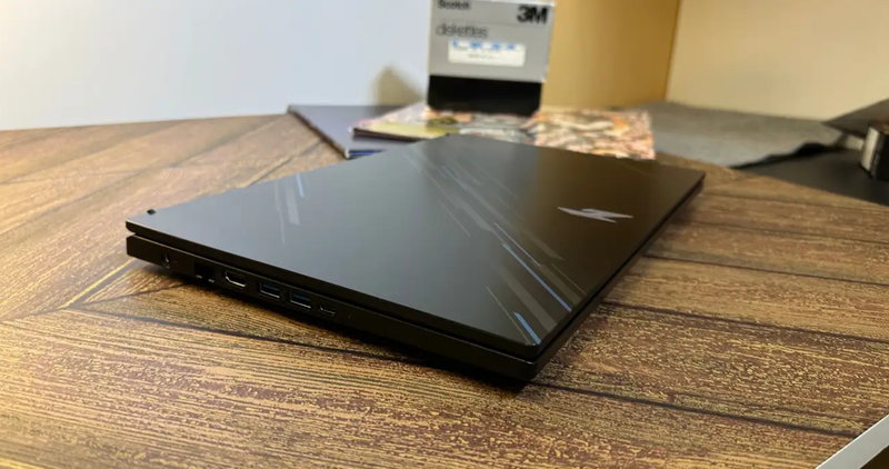 これで1000ドル切りは安い！ ゲーミングPC「Acer Nitro V 15