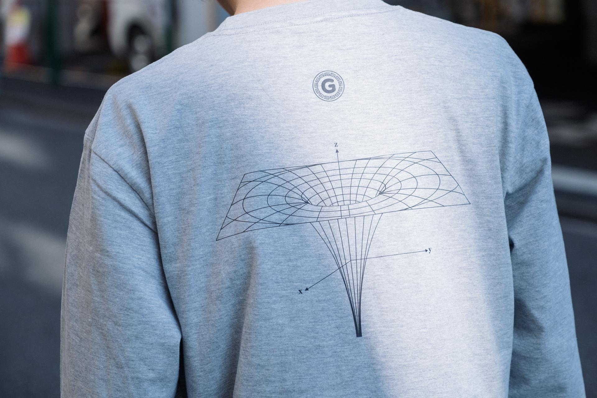 宇宙物理を背中で語る｡ギズ屋台オリジナルの長袖Tシャツ