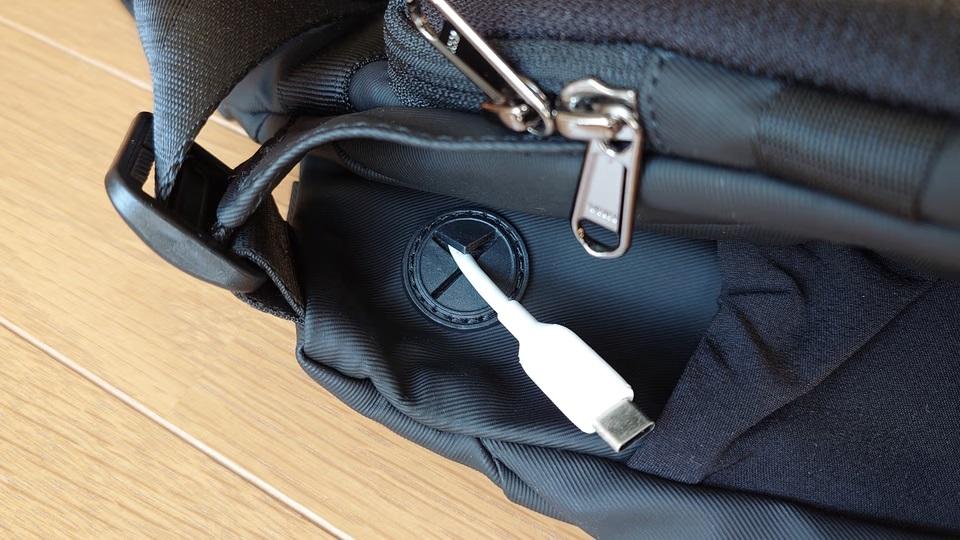 便利機能が満載！ 必要な荷物に素早くアクセスできる｢SEKKEI MX