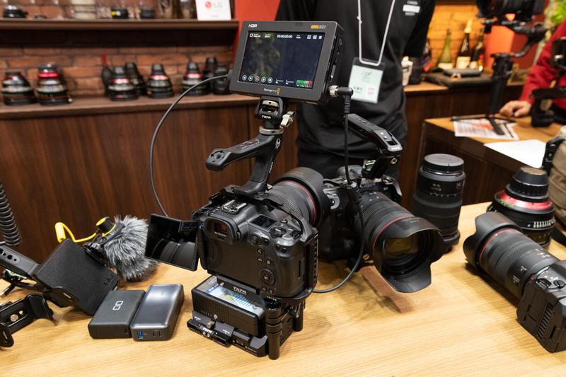 CP+のキヤノンブースが「写真派だけど動画にも手を出したい」勢に親切すぎる | ギズモード・ジャパン