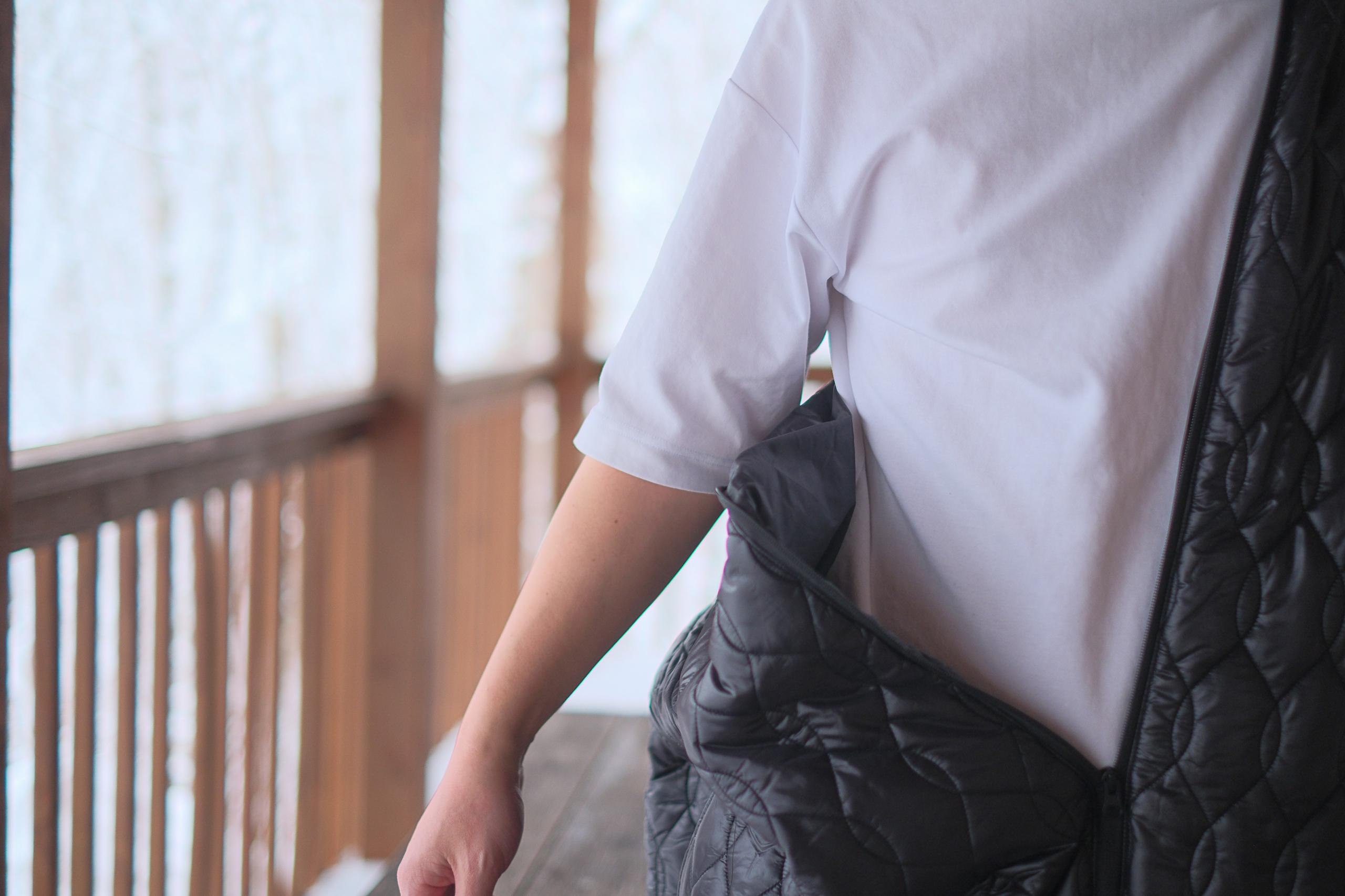 宇宙服素材エアロゲルで薄くて軽いのにポカポカ。しっかり動けてトイレ