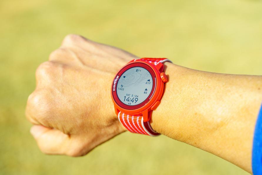 旅行・ジョギング・登山で重宝するCOROSのスマートウォッチ