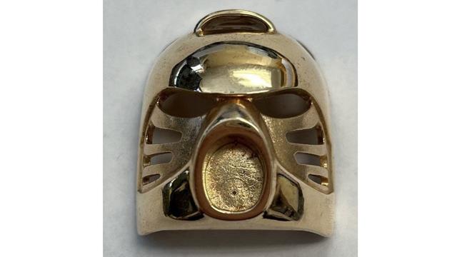 ポケモンカード、リザードンがオークションで3000万超えで落札