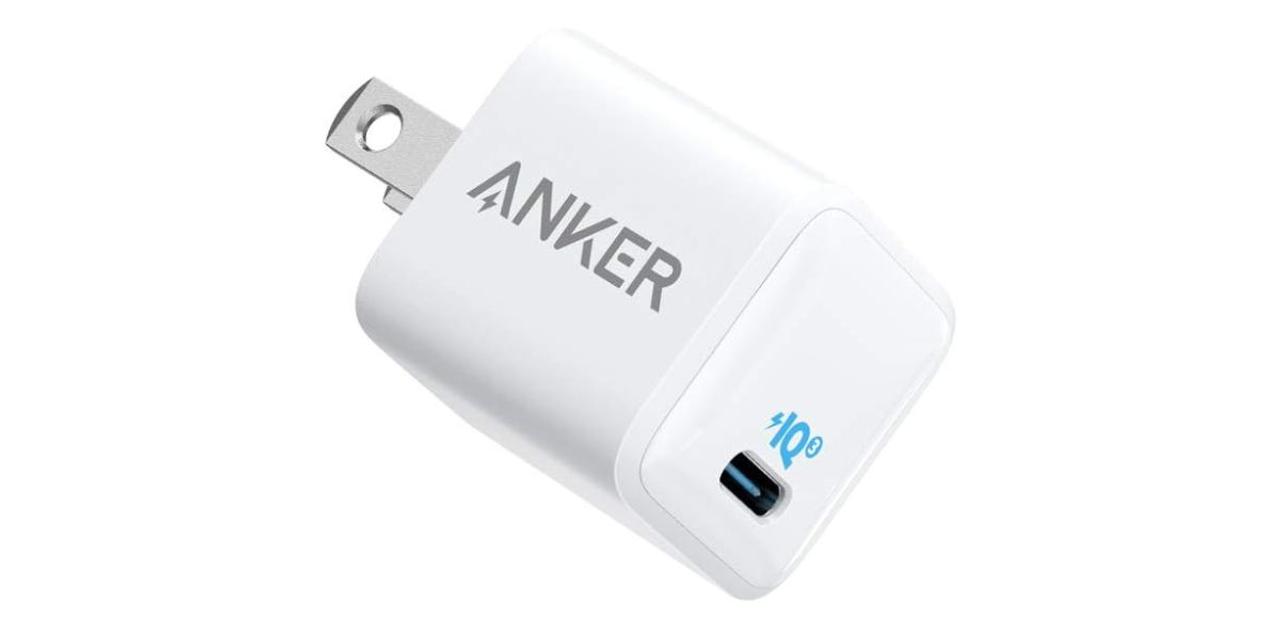 すべてのバッグに忍ばせたいAnkerの超小型急速充電器｢PowerPort III Nano 20W｣が1,490円【Amazonセール】