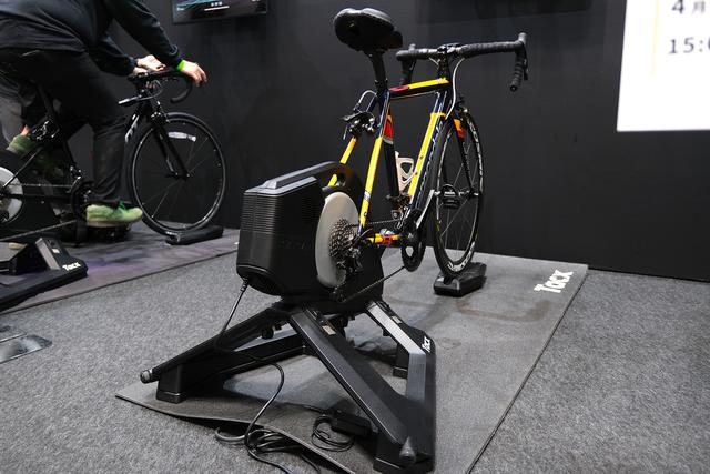Stages BIKE ステージズバイク 屋内用スマートバイク（ステージズの 