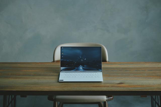 20240409gizmodo_newxps13_IMG_21688