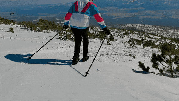 これでリフトも怖くない！ 雪山の新感覚スポーツ｢Snowfeet Pro