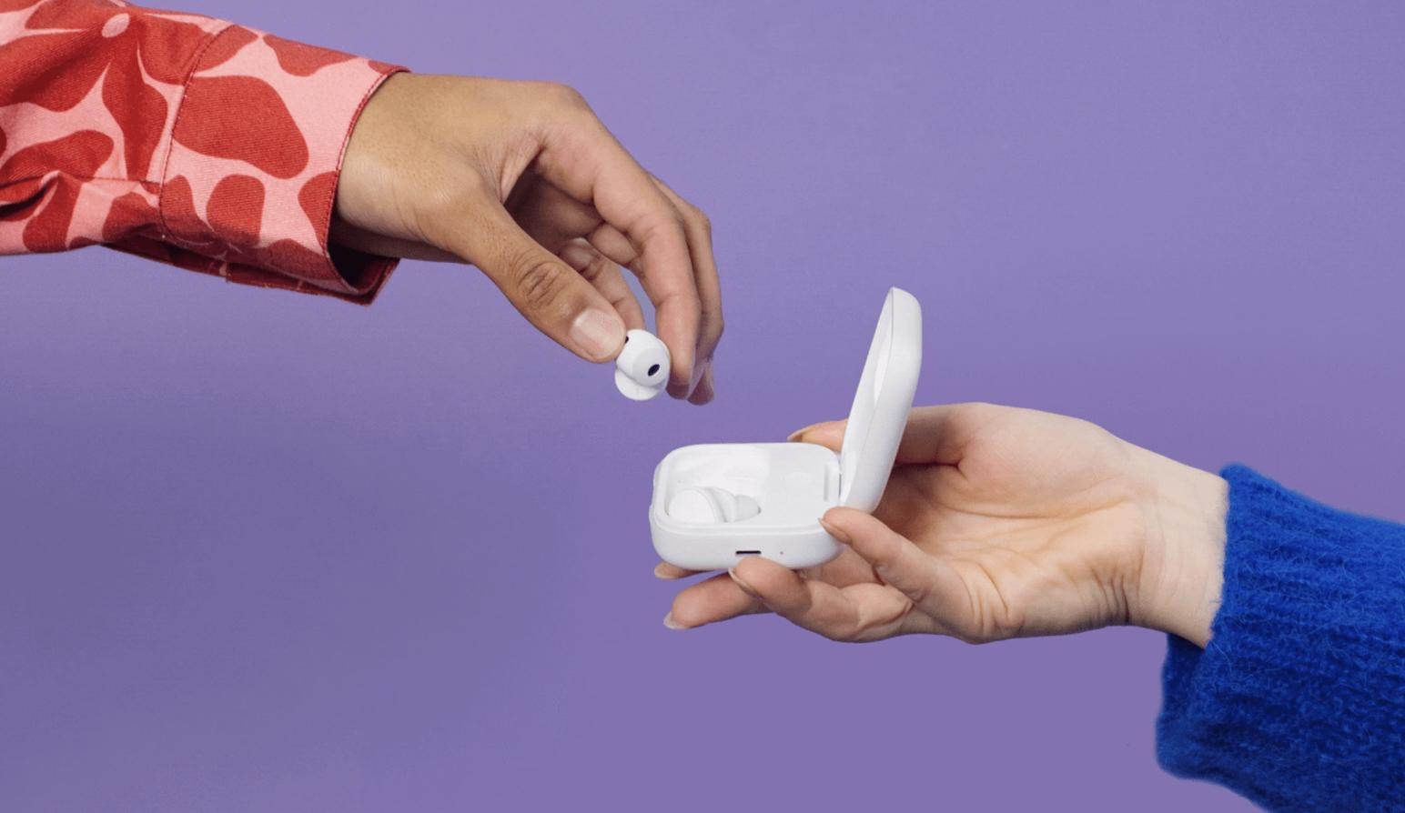 自分でバッテリー交換できて長く使えるイヤホン｢Fairbuds