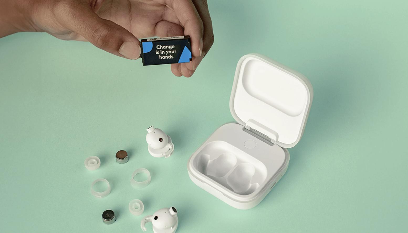 自分でバッテリー交換できて長く使えるイヤホン｢Fairbuds