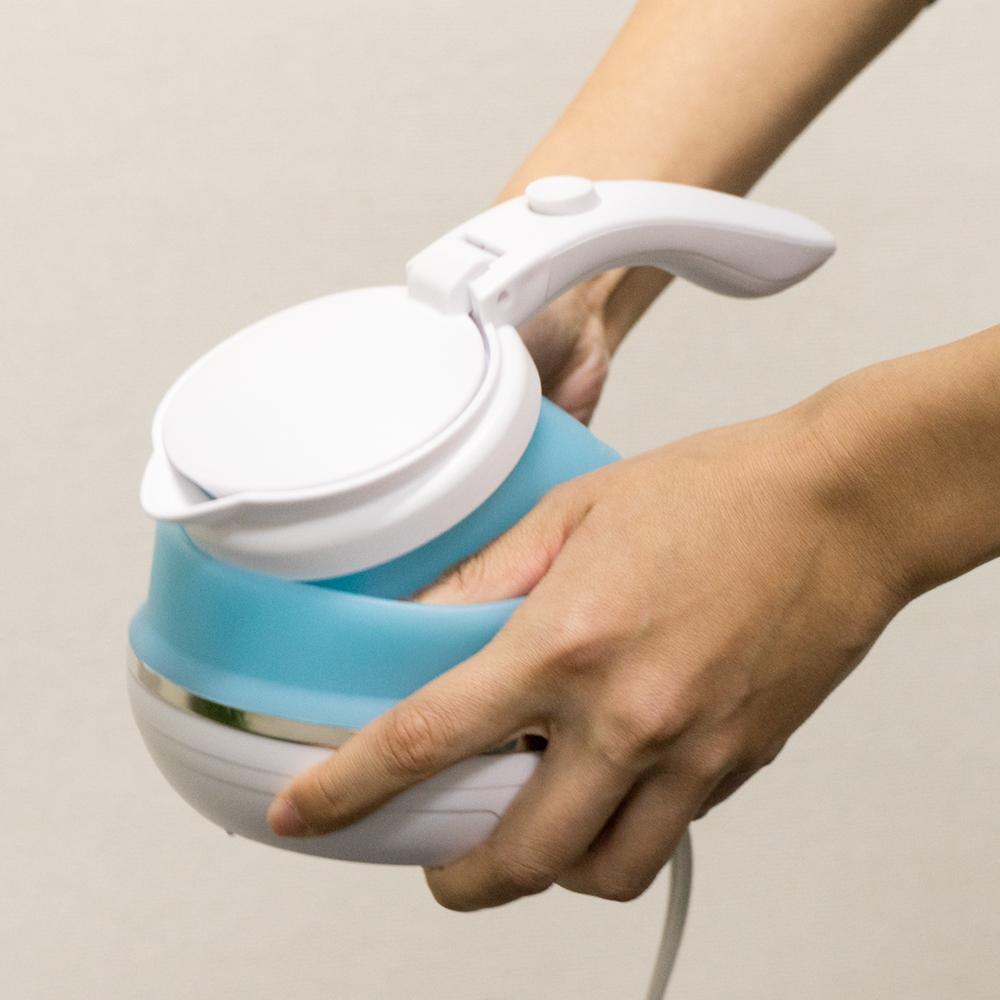 電気ケトルが折りたためる！？ 省スぺだし海外旅行にも持って