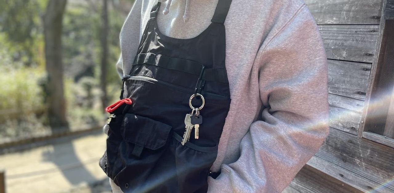 HangingStorageVest00.jpg?w=  