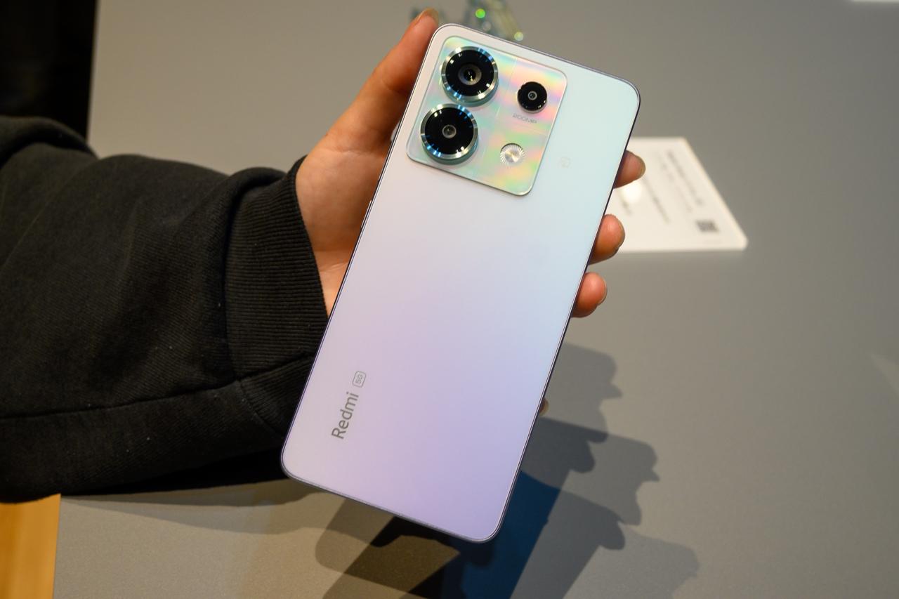 2億画素のカメラがついたスマホが4万1800円から買えるってすごい時代だ