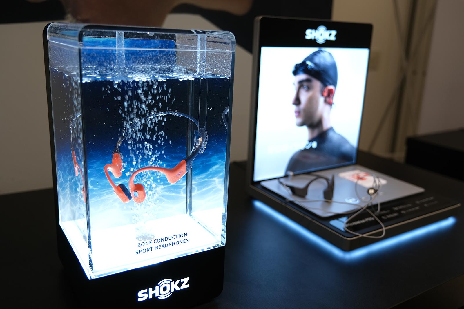 Shokzから新しい｢耳をふさがないイヤホン｣。カジュアルなオープン