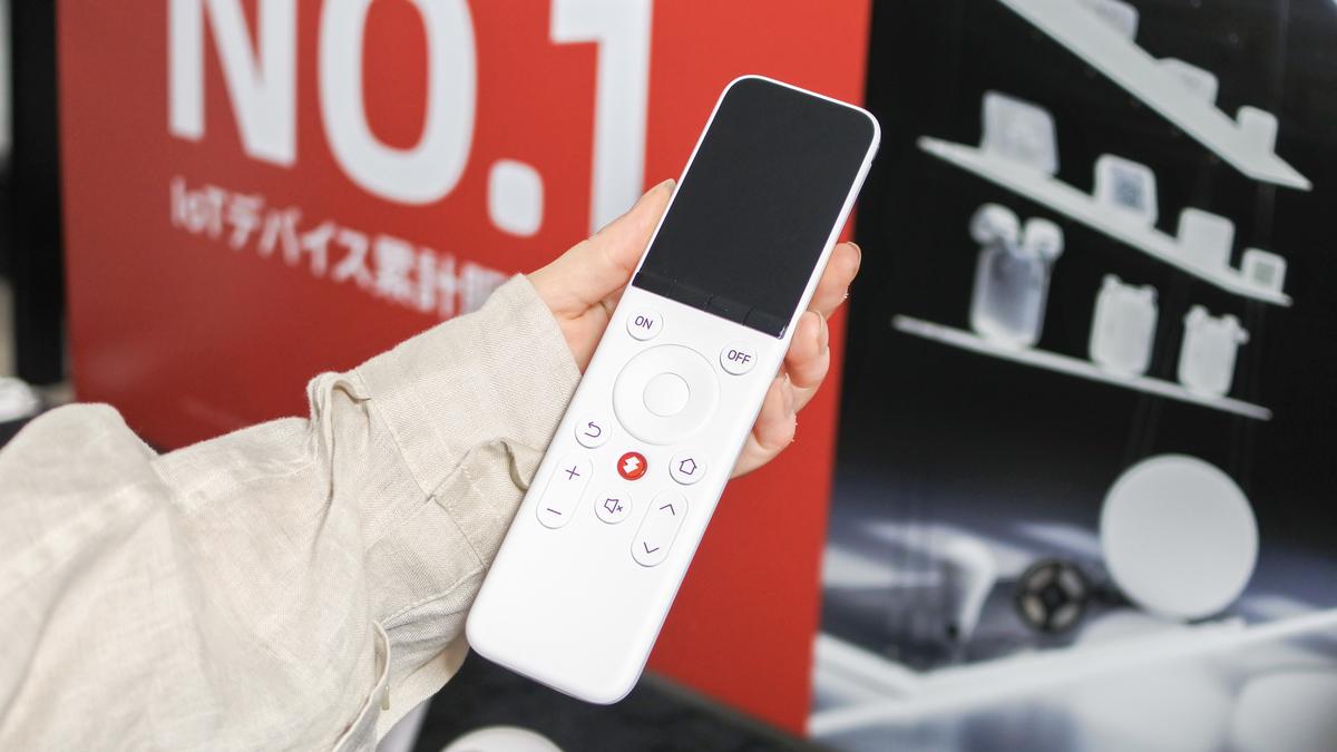 結局「物理リモコン」が必要。SwitchBotがデジタル格差に出した答え 