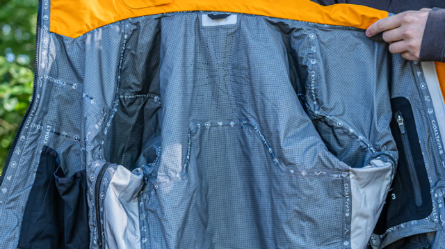 最強クラスといっても過言じゃない!? 性能と多機能さでアウトドア