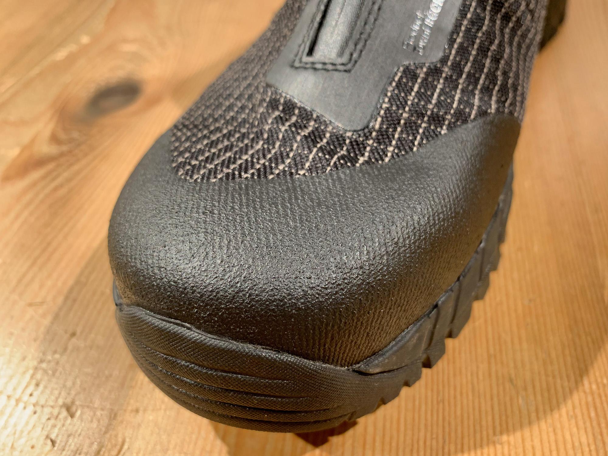 THE NORTH FACEのシューズは雨も山もへっちゃら。防水透湿で THE NORTH FACEのシューズは雨も山もへっちゃら。防水透湿で