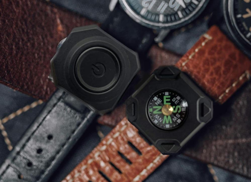 Apple Watchに装着して闇夜を照らす！ 夜のお出かけに超小型LEDライト