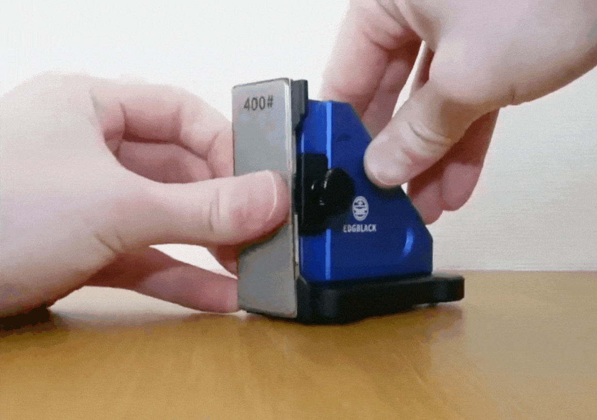 プロ並みの包丁研ぎを実現！ 簡単に切れ味が復活できる｢EDGBLACK