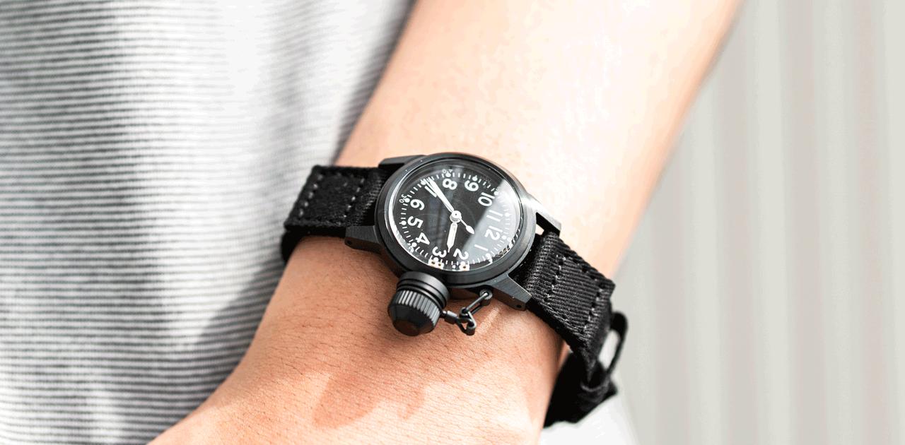 【追跡あり匿名配送】バジュラズブラック　クラシック　名作デッキ　スリーブ付き 即日発送 ブラック・マジシャンデッキ 構築済みデッキ 山屋 - メルカリ