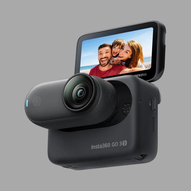 服にも帽子にもペンダントにもくっつくカメラ｢Insta360 GO 3S 