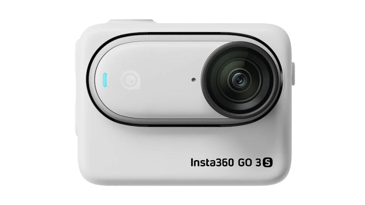 服にも帽子にもペンダントにもくっつくカメラ｢Insta360 GO 3S｣ | ギズモード・ジャパン