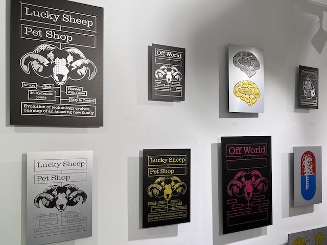 土井宏明氏のアート展、開催中。キャンバス、アルミ板などSFの世界観を