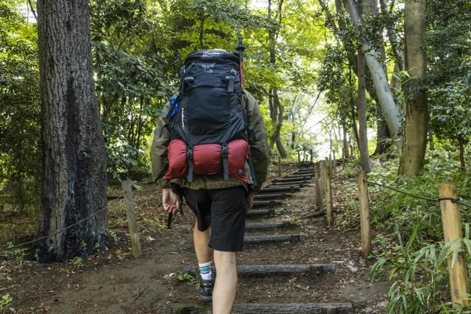 着る寝袋ってこんなに便利なの!?冬の暖房費削減にもなるよ
