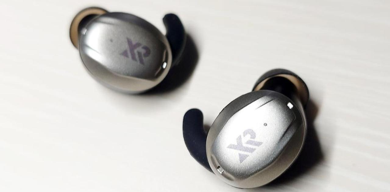 音響のXROUNDが総力を結集した聴力サポートイヤホン XROUND HEAR AI集音器イヤホン「XROUND HEAR」、Makuake開始 | 有限会社芦澤商会