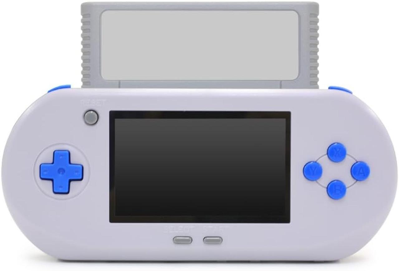外でもTVでも。スーファミのカセットが挿せる携帯ゲーム機