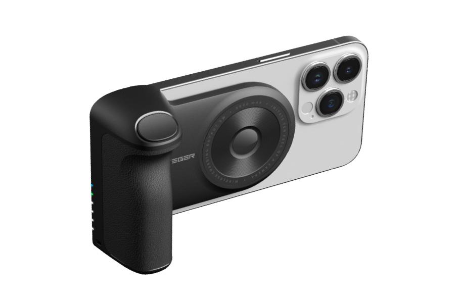 スマホがカメラになるモバイルバッテリー。実用性の塊である
