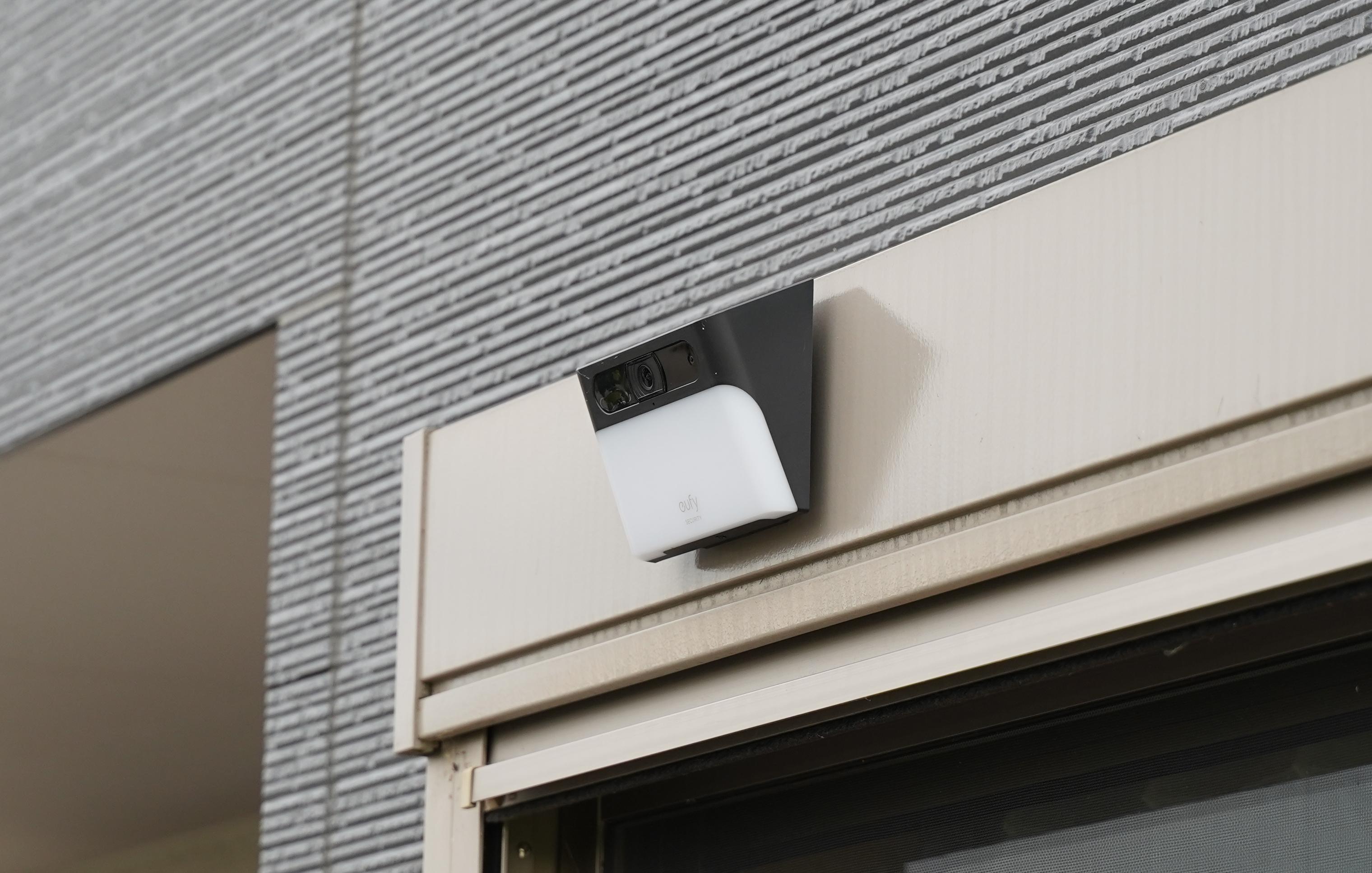 配線不要・スマホで監視。Ankerの防犯カメラ、手軽なのに安心感