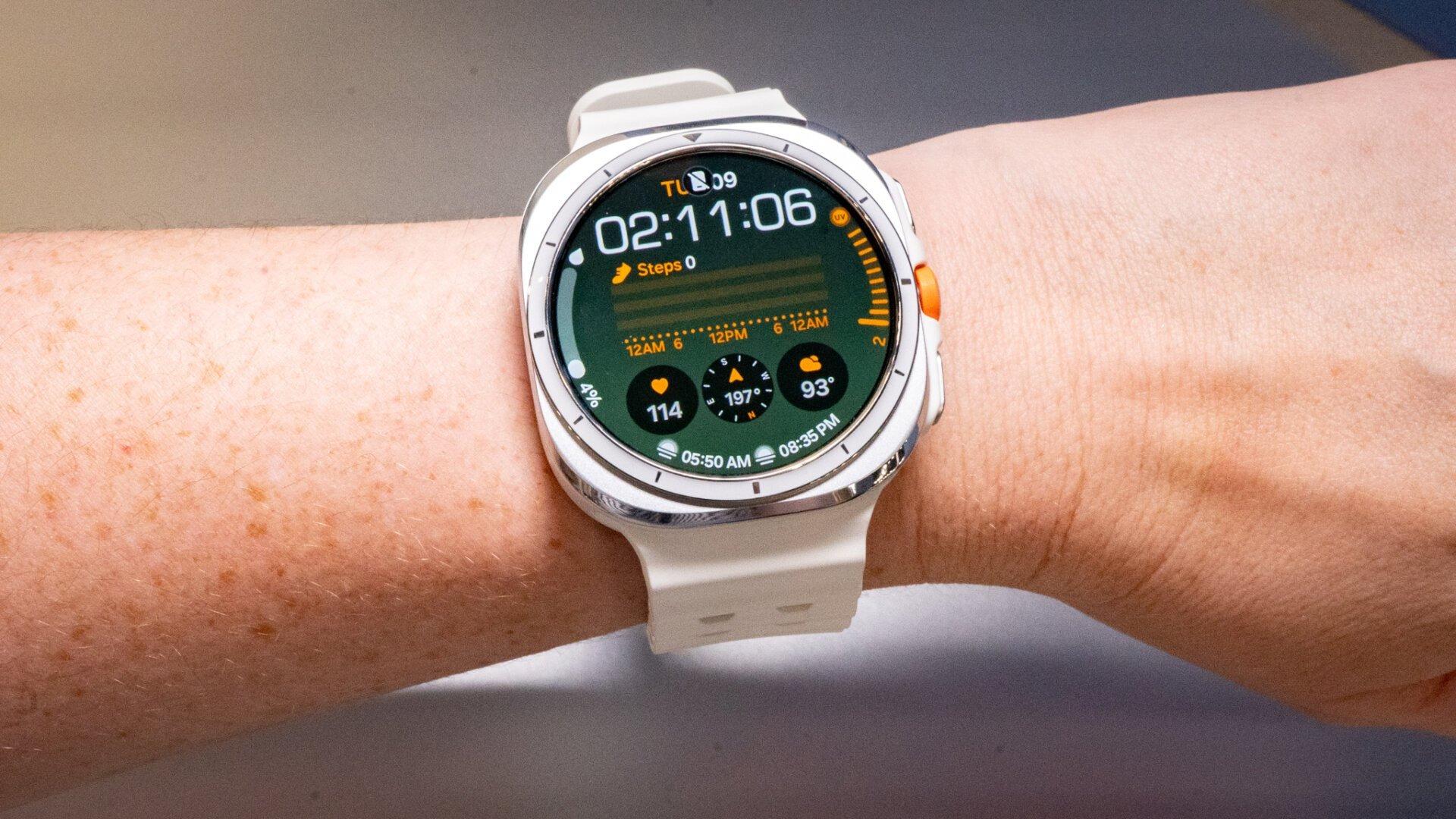 Galaxy Watch UltraはAndroidユーザー向けのApple Watch Ultra