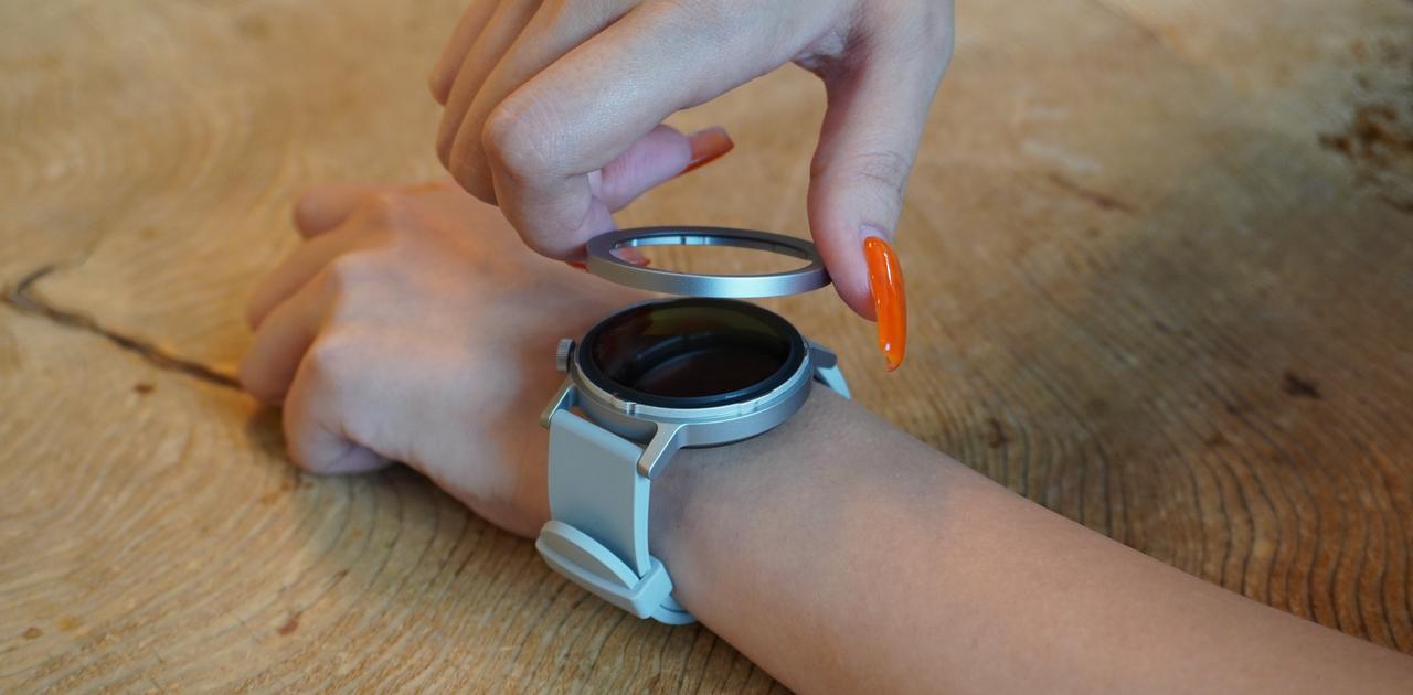 四角から丸型へ。CMF Watch Pro 2を初代ユーザが比較レビューし