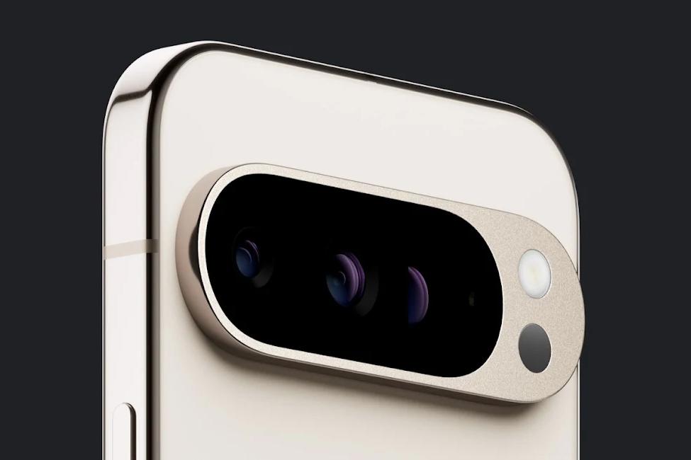 公式がチラ見せなら、リーク情報はフル見せ。台湾で分解されてたPixel