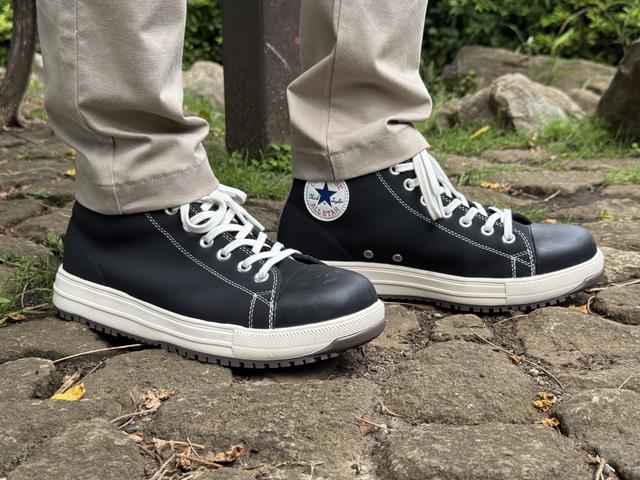 見た目は普通のコンバース。だけど実はコレ、作業靴なんです
